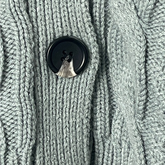 Love Tree Sage Cable Knit Cardigan - Picture 3 of 4